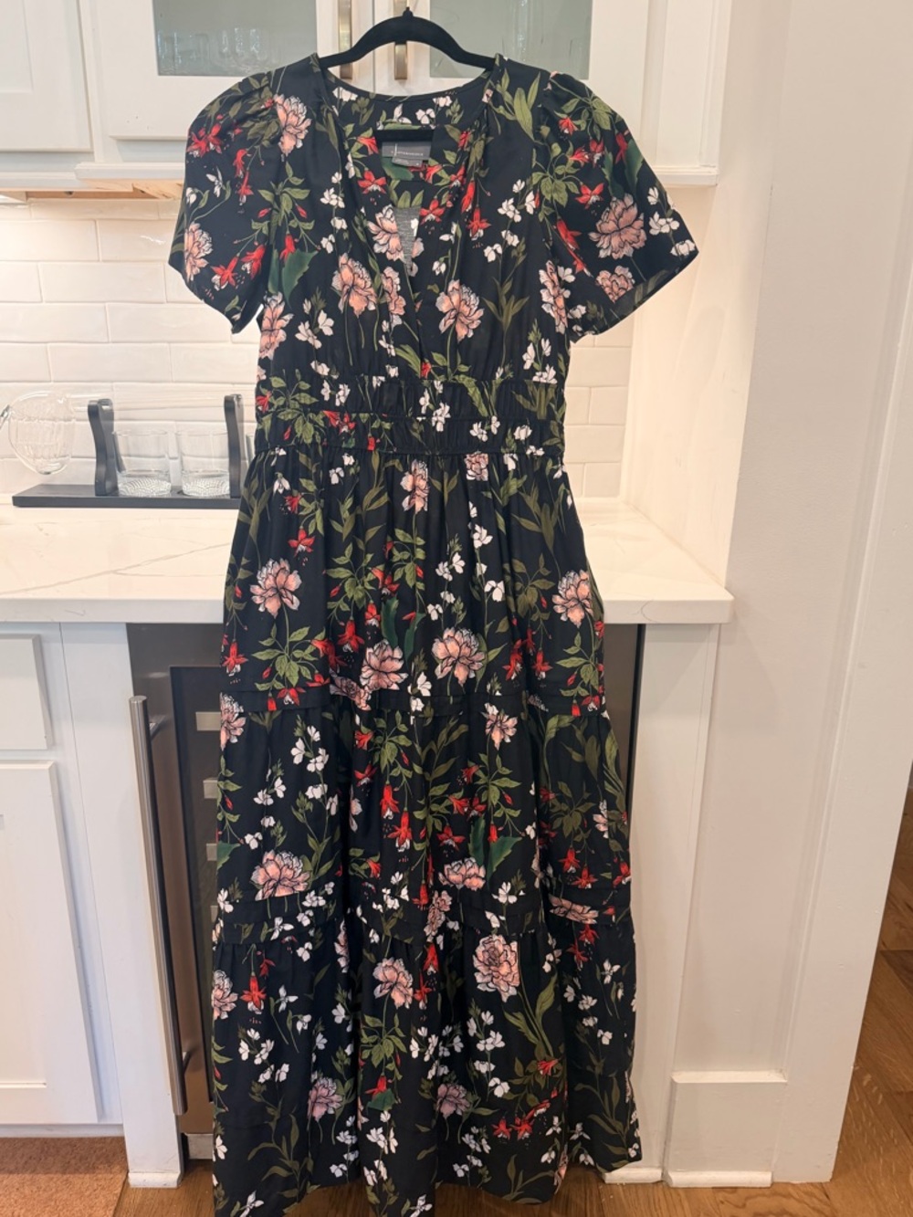 Anthropologie Somerset Black Floral Tiered Maxi Dress with Smock waist Motif - M - Picture 3 of 4